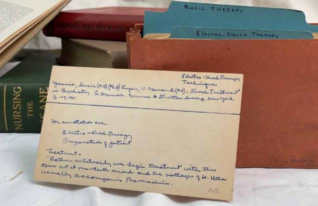 Notecards on electroshock therapy