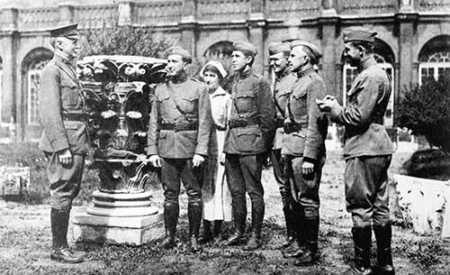 Cowling took leave from the hospital in 1918 to serve as nursing superintendent of U.Va. Base Hospital #41 in France. UVA Base Hospital 41 in France, 1918 Group portrait showing Colonel Cabell and staff outside Base Hospital no. 41, St. Denis, Paris, France. Courtesy of the National Library of Medicine.