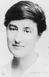 Margaret Cowling, RN, UVA Superintendent of Nursing in 1916-1918, 1920-1924 Courtesy of Historical Collections & Services, Claude Moore Health Sciences Library, University of Virginia.